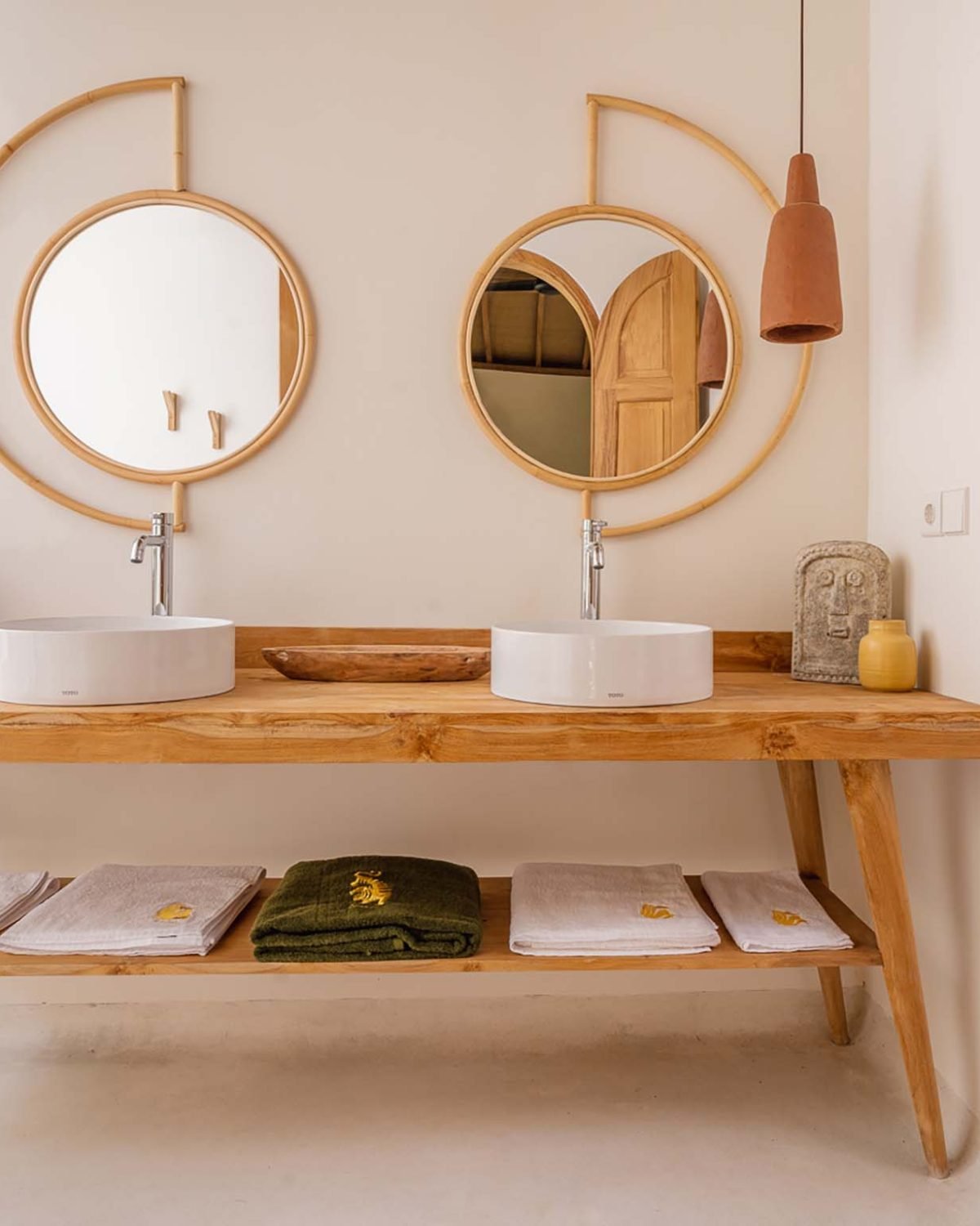 yamabalian-roomsslide-17