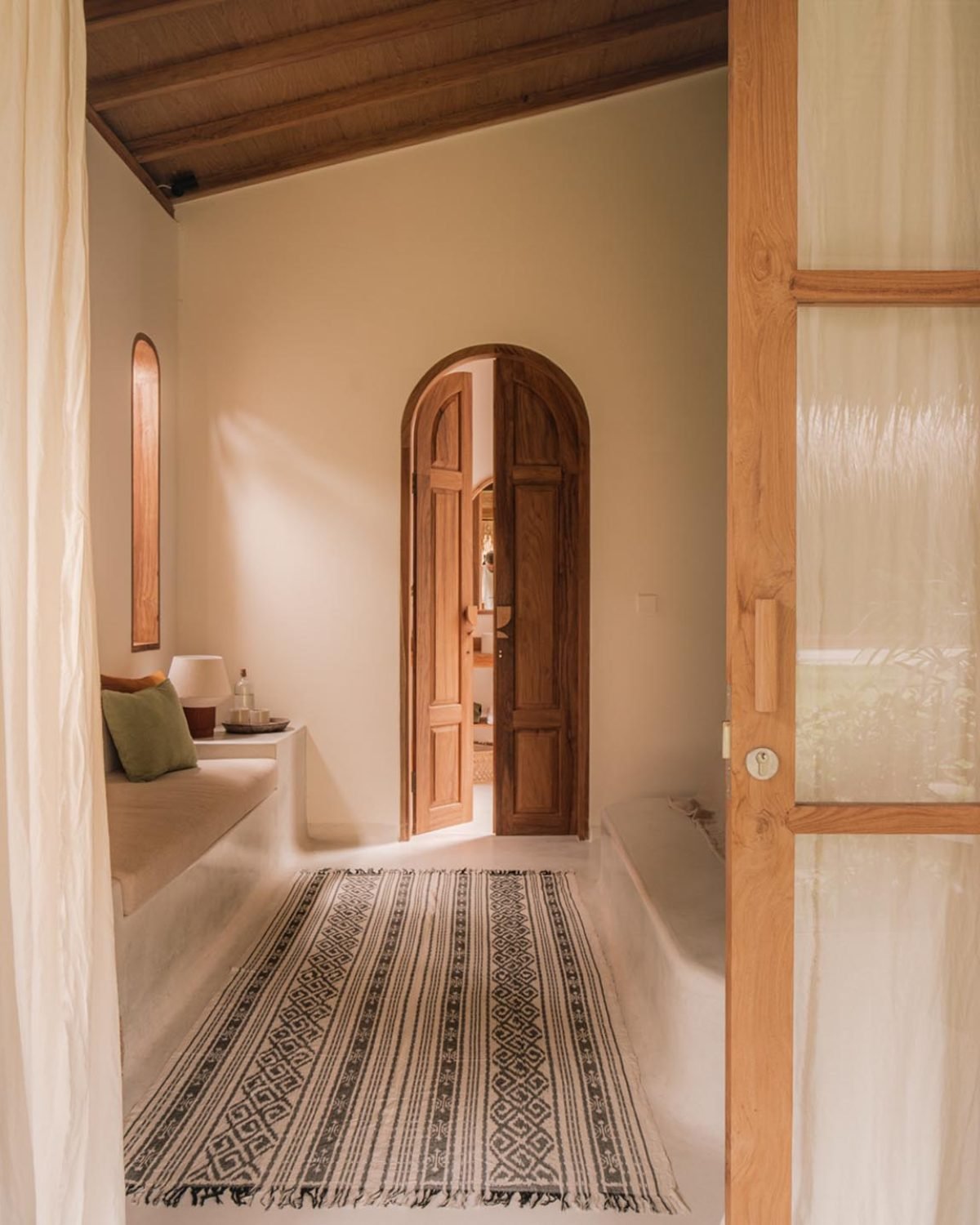 yamabalian-slideshome-1-new